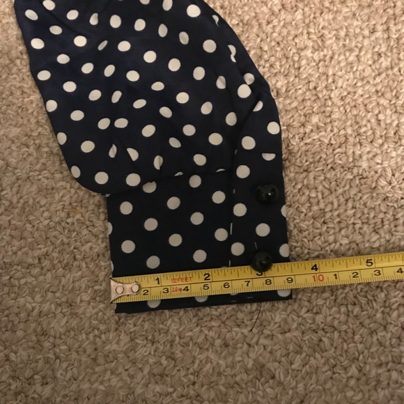 🌺NEW🌺Blue & white polka dots long sleeve blouse - Picture 6 of 8